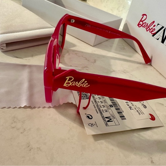 Zara X Barbie Sunglasses - Picture 6 of 14